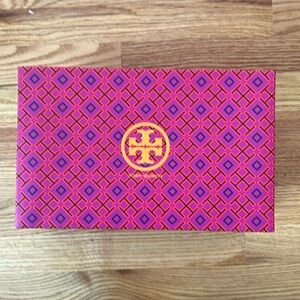 Tory Burch shoe box